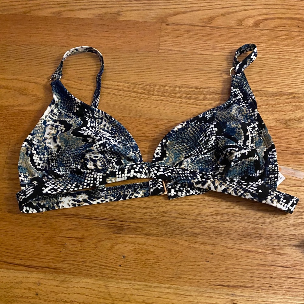Shade and shore bikini top